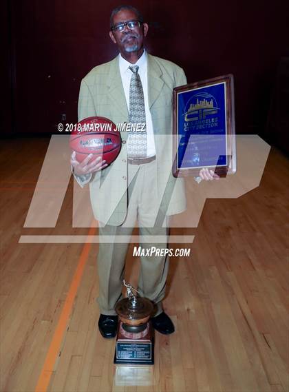 Thumbnail 2 in George Washington Prep vs. University (CIF D1 Final) photogallery.