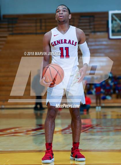 Thumbnail 1 in George Washington Prep vs. University (CIF D1 Final) photogallery.