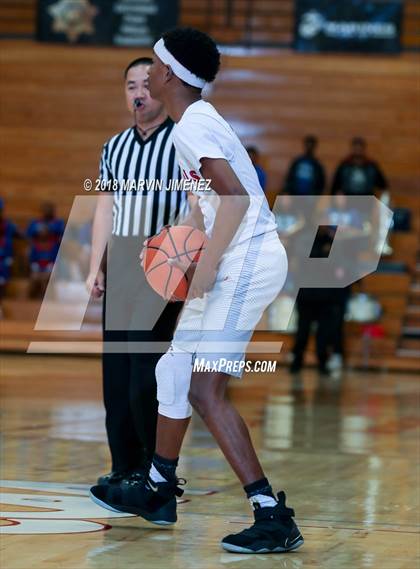 Thumbnail 3 in George Washington Prep vs. University (CIF D1 Final) photogallery.