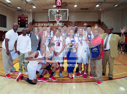 Thumbnail 2 in George Washington Prep vs. University (CIF D1 Final) photogallery.