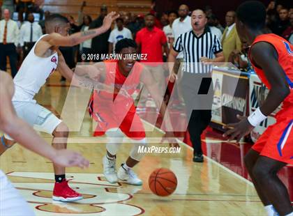 Thumbnail 2 in George Washington Prep vs. University (CIF D1 Final) photogallery.