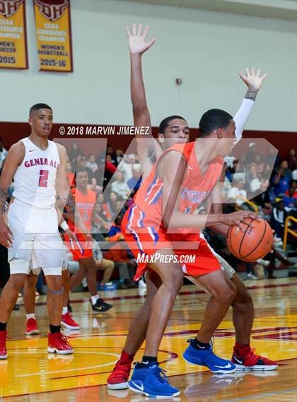 Thumbnail 1 in George Washington Prep vs. University (CIF D1 Final) photogallery.