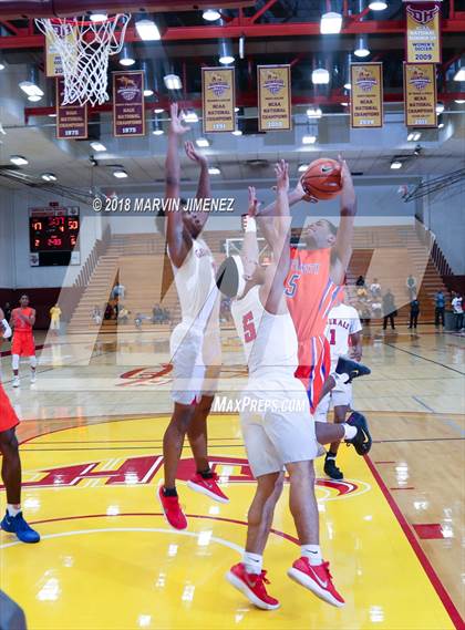 Thumbnail 3 in George Washington Prep vs. University (CIF D1 Final) photogallery.