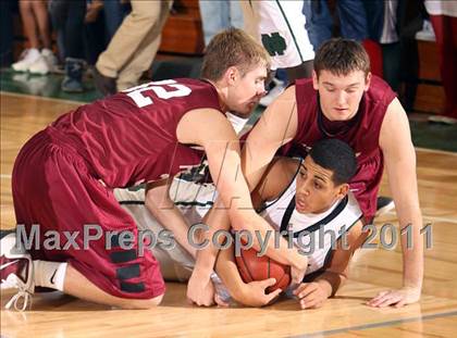 Thumbnail 3 in Fond du Lac @ Oshkosh North photogallery.