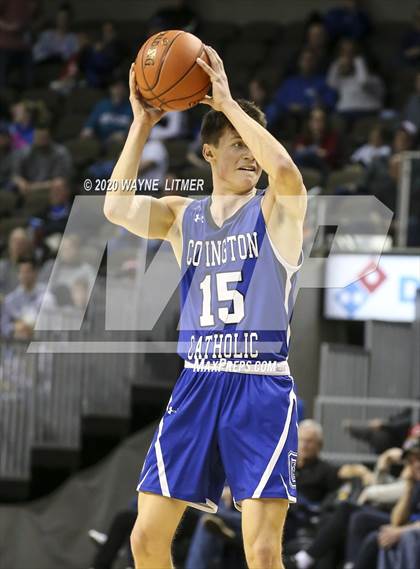 Thumbnail 2 in Covington Catholic vs St. Henry (ninth region semifinals) photogallery.