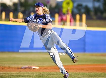 Thumbnail 1 in Spoto @ Sumner photogallery.