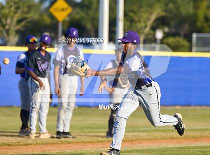 Thumbnail 2 in Spoto @ Sumner photogallery.