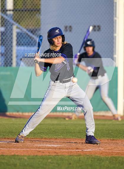 Thumbnail 1 in Spoto @ Sumner photogallery.