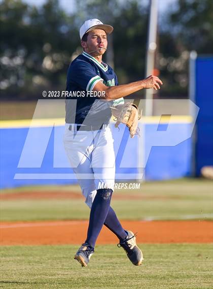 Thumbnail 3 in Spoto @ Sumner photogallery.