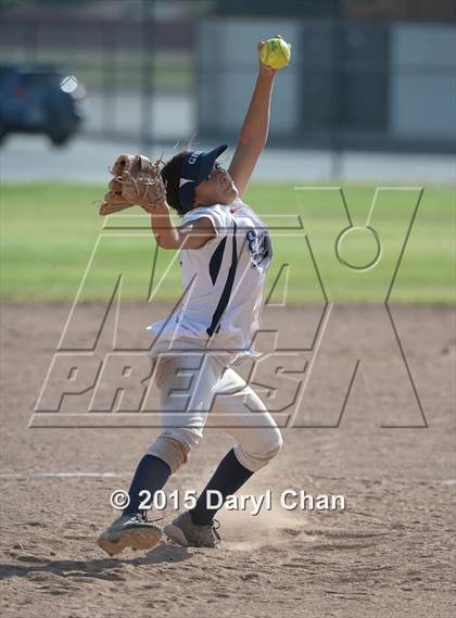 Thumbnail 1 in El Monte @ Gabrielino photogallery.