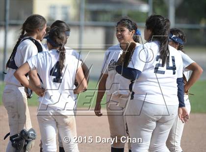 Thumbnail 3 in El Monte @ Gabrielino photogallery.