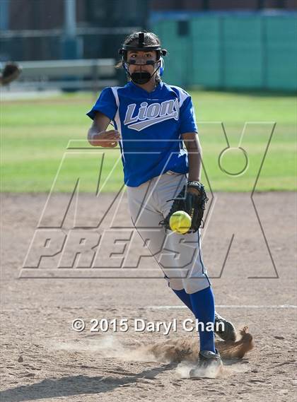 Thumbnail 2 in El Monte @ Gabrielino photogallery.