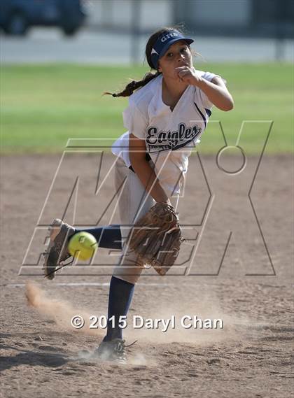 Thumbnail 1 in El Monte @ Gabrielino photogallery.
