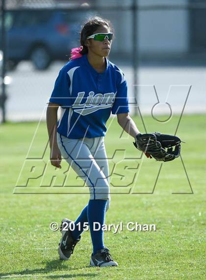 Thumbnail 2 in El Monte @ Gabrielino photogallery.