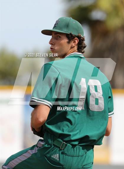 Thumbnail 3 in Helix vs. Point Loma (CIF SDS D1 First Round) photogallery.