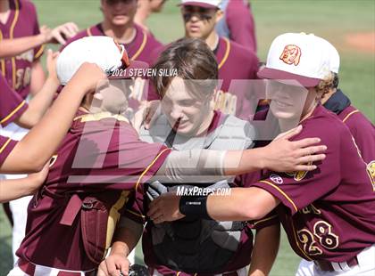 Thumbnail 1 in Helix vs. Point Loma (CIF SDS D1 First Round) photogallery.
