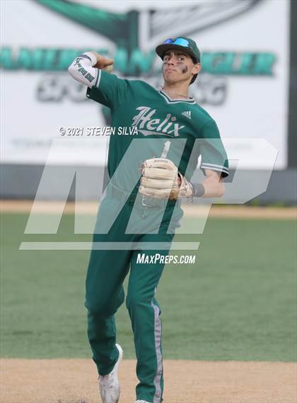 Thumbnail 3 in Helix vs. Point Loma (CIF SDS D1 First Round) photogallery.