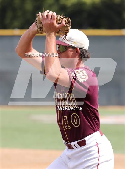 Thumbnail 1 in Helix vs. Point Loma (CIF SDS D1 First Round) photogallery.