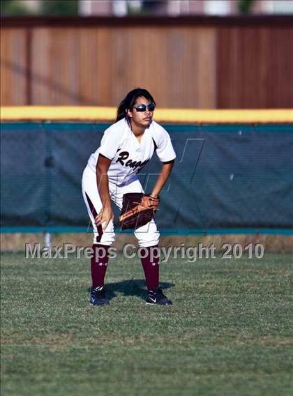 Thumbnail 1 in Reagan vs Angleton (Region III-4A Area Playoffs - Game 2) photogallery.