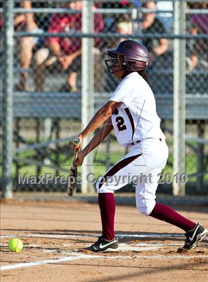 Thumbnail 3 in Reagan vs Angleton (Region III-4A Area Playoffs - Game 2) photogallery.