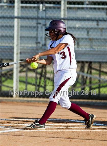 Thumbnail 2 in Reagan vs Angleton (Region III-4A Area Playoffs - Game 2) photogallery.