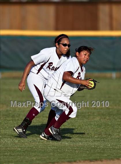 Thumbnail 1 in Reagan vs Angleton (Region III-4A Area Playoffs - Game 2) photogallery.
