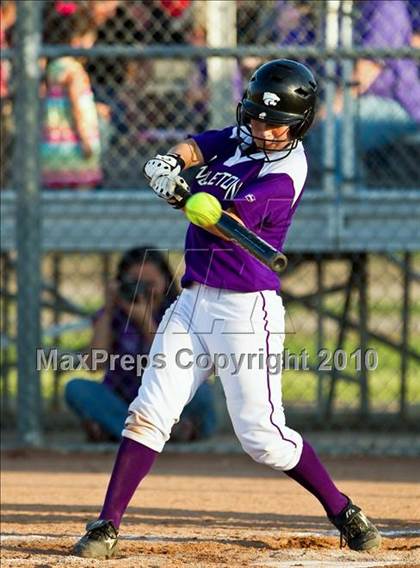 Thumbnail 1 in Reagan vs Angleton (Region III-4A Area Playoffs - Game 2) photogallery.