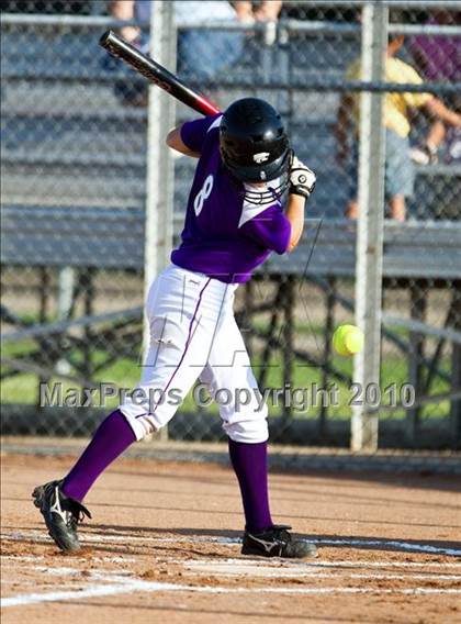 Thumbnail 1 in Reagan vs Angleton (Region III-4A Area Playoffs - Game 2) photogallery.
