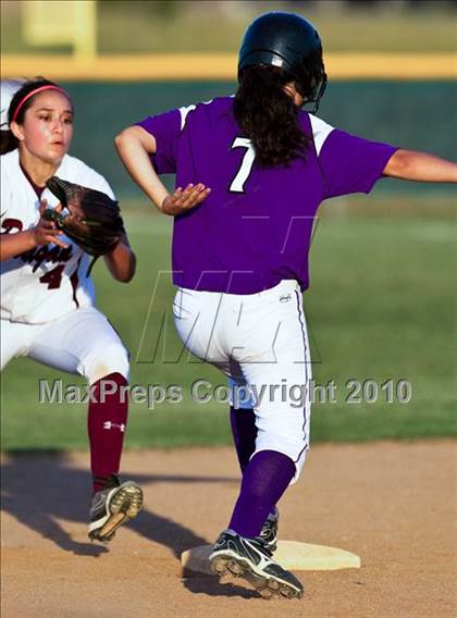 Thumbnail 1 in Reagan vs Angleton (Region III-4A Area Playoffs - Game 2) photogallery.