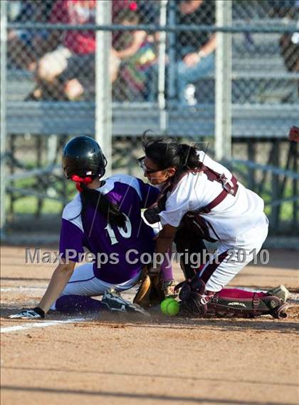 Thumbnail 3 in Reagan vs Angleton (Region III-4A Area Playoffs - Game 2) photogallery.