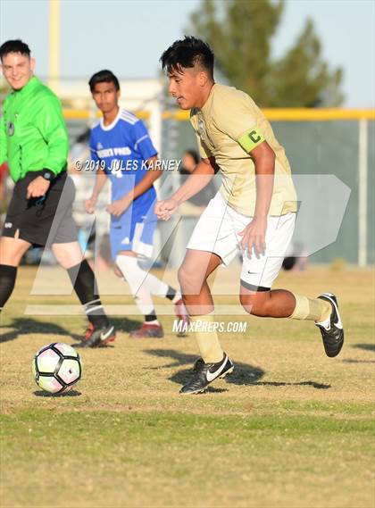 Thumbnail 1 in Bonanza vs Cheyenne (NIAA Mountain 4A Playoff) photogallery.