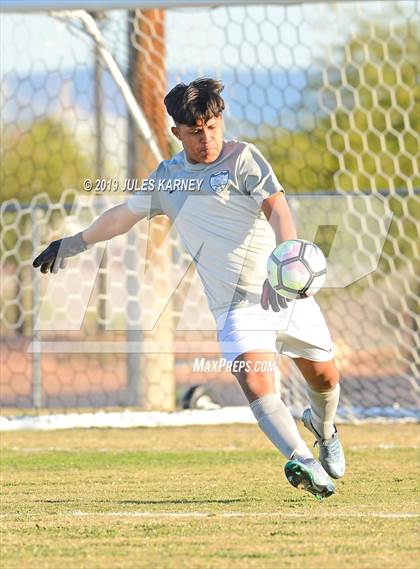 Thumbnail 1 in Bonanza vs Cheyenne (NIAA Mountain 4A Playoff) photogallery.