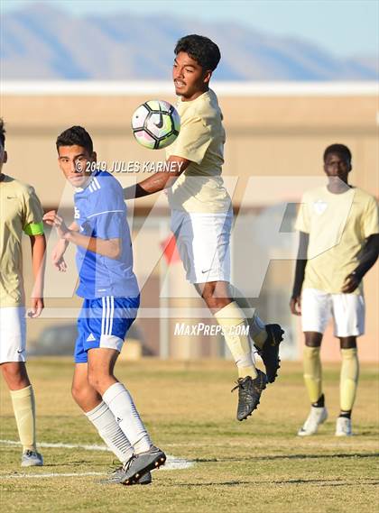 Thumbnail 2 in Bonanza vs Cheyenne (NIAA Mountain 4A Playoff) photogallery.