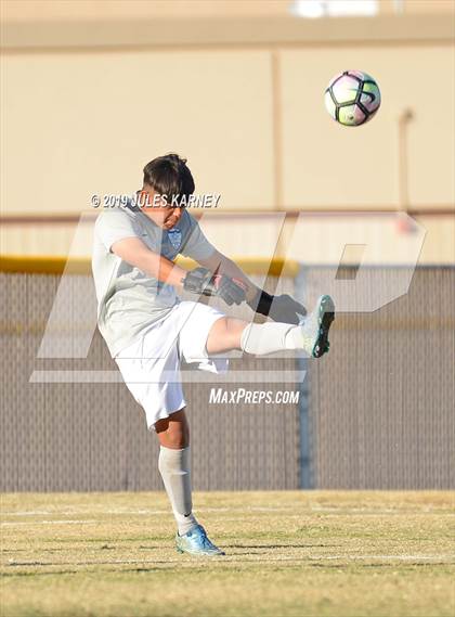 Thumbnail 1 in Bonanza vs Cheyenne (NIAA Mountain 4A Playoff) photogallery.