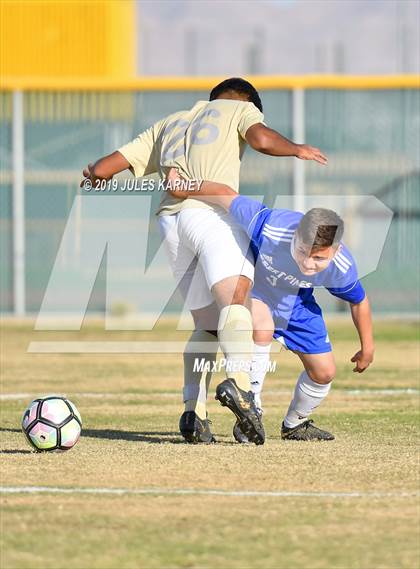 Thumbnail 3 in Bonanza vs Cheyenne (NIAA Mountain 4A Playoff) photogallery.