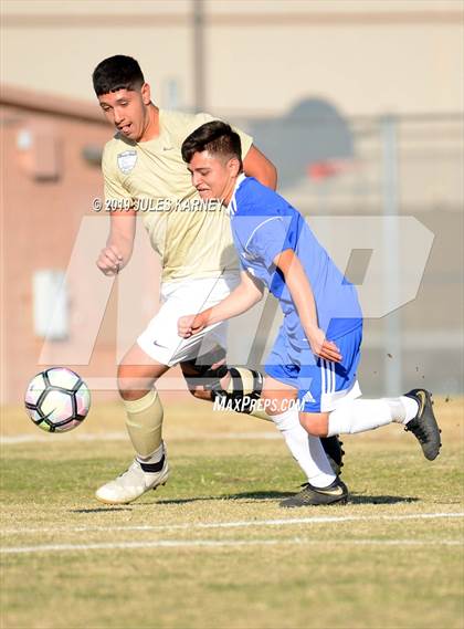 Thumbnail 1 in Bonanza vs Cheyenne (NIAA Mountain 4A Playoff) photogallery.