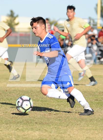 Thumbnail 1 in Bonanza vs Cheyenne (NIAA Mountain 4A Playoff) photogallery.