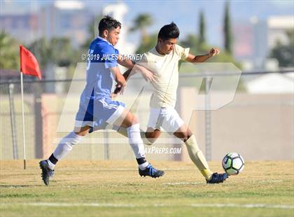 Thumbnail 1 in Bonanza vs Cheyenne (NIAA Mountain 4A Playoff) photogallery.