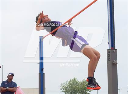 Thumbnail 3 in UIL 6A Track Region III Final (High Jump) photogallery.