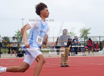 Thumbnail 1 in UIL 6A Track Region III Final (High Jump) photogallery.