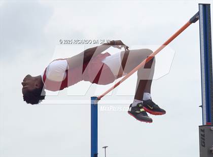 Thumbnail 2 in UIL 6A Track Region III Final (High Jump) photogallery.