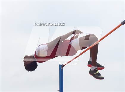 Thumbnail 1 in UIL 6A Track Region III Final (High Jump) photogallery.