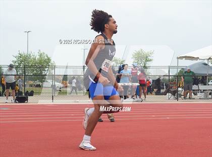 Thumbnail 3 in UIL 6A Track Region III Final (High Jump) photogallery.