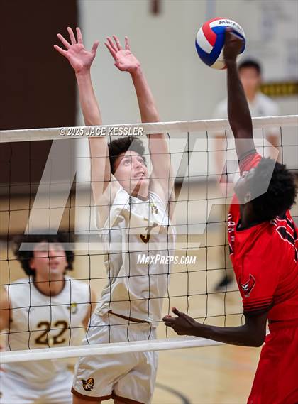 Thumbnail 2 in Oakwood @ Crespi photogallery.