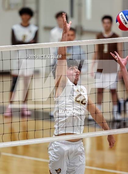 Thumbnail 2 in Oakwood @ Crespi photogallery.