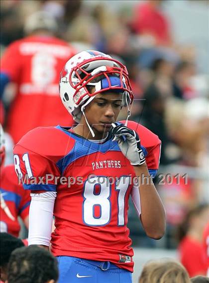 Thumbnail 2 in Midway vs. Ryan (4A Division 1 Region 1 Semifinals) photogallery.