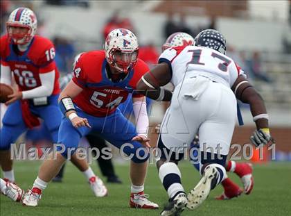 Thumbnail 2 in Midway vs. Ryan (4A Division 1 Region 1 Semifinals) photogallery.