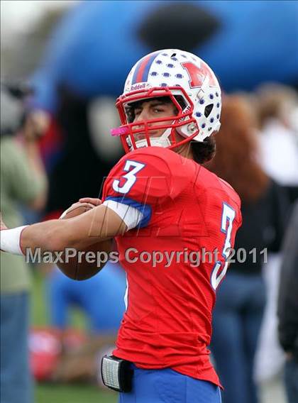 Thumbnail 2 in Midway vs. Ryan (4A Division 1 Region 1 Semifinals) photogallery.