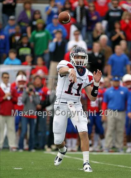 Thumbnail 2 in Midway vs. Ryan (4A Division 1 Region 1 Semifinals) photogallery.