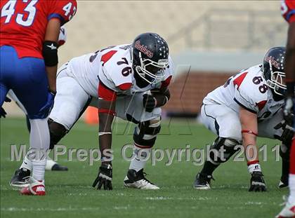 Thumbnail 2 in Midway vs. Ryan (4A Division 1 Region 1 Semifinals) photogallery.